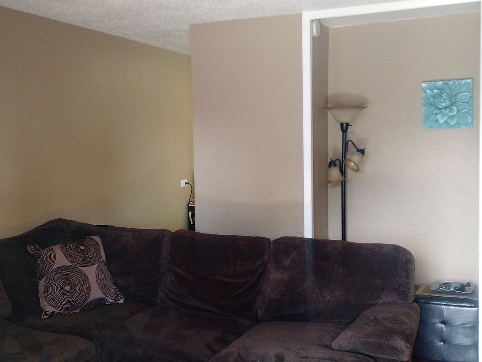 1st image of 3122 W Kansas Ave