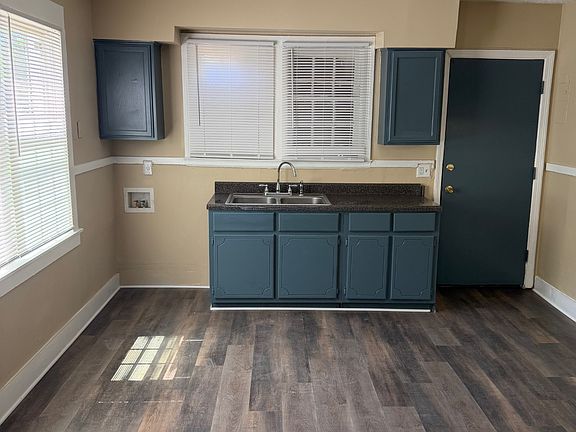 2nd image of 2634 Browning Ave