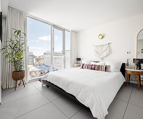 5th image of 957 Pacific St APT 504