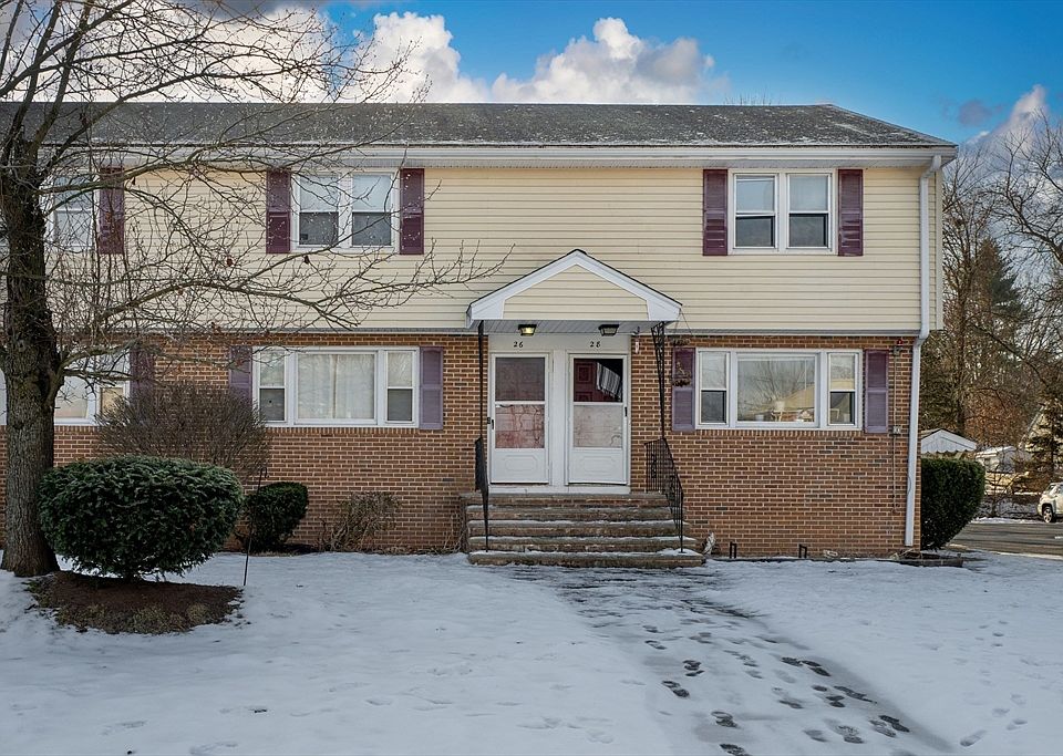 1st image of 26 Frank St Unit 26