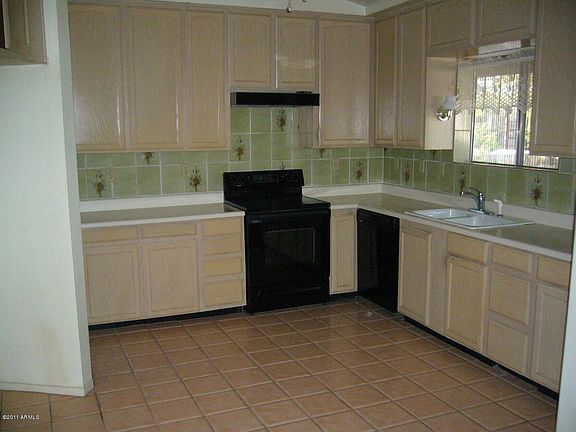 4th image of 1706 E Camino Del Santo