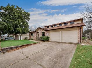 1206 Rambler Rd, Arlington, TX 76014