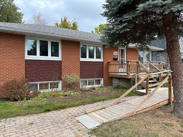 1st image of 542 Wingrove Cres
