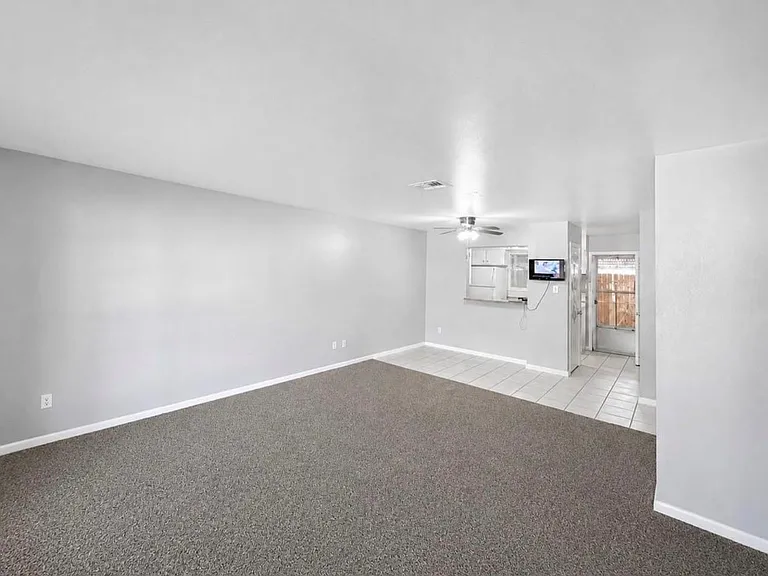 3320 Burke Rd #55 — Photo 2