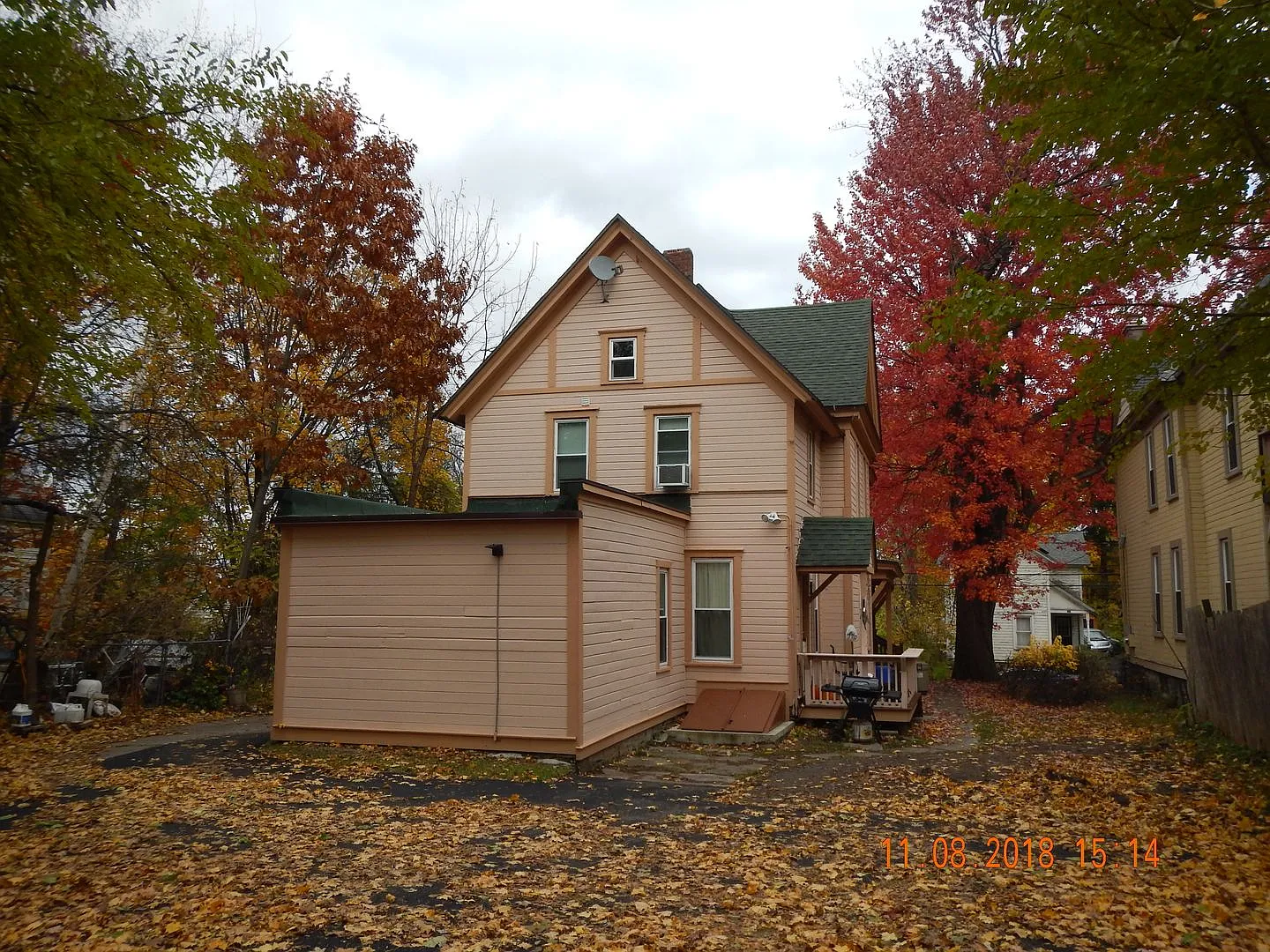 134 Bassett Street Apt 2r - Available July 1, 2027 - Best Value For Your Money — Photo 3