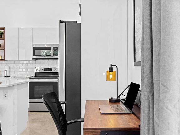 4th image of 119 Dumoulin Ave #3