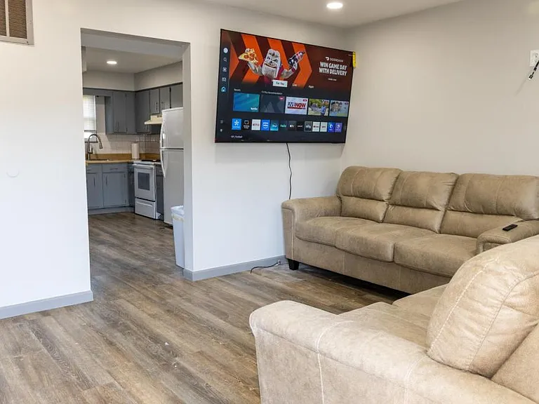 1450 Villa Ct #A — Photo 5