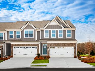 96 Red Ln, Hoschton, GA 30548