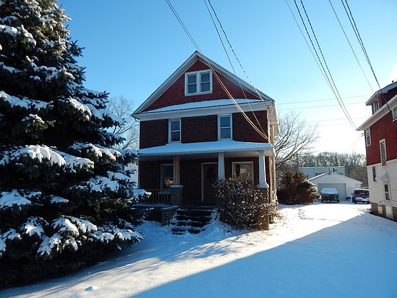 3rd image of 12818 Broadway Ave
