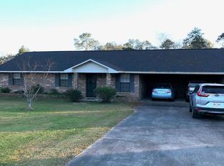 14 E Briarwood Rd, Laurel, MS 39443