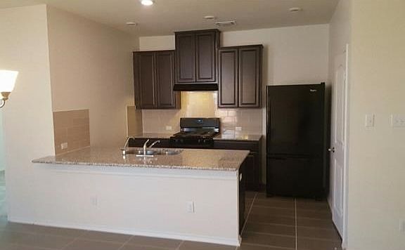 4th image of 108 Speckled Park Dr