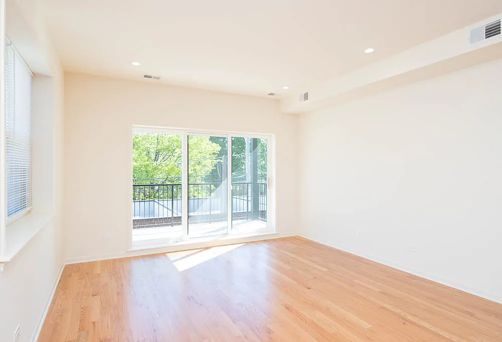 2 bed, 1800 sqft, $3,500 — Photo 3
