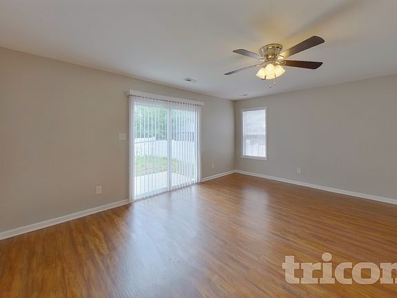 3rd image of 4504 Valendra Dr