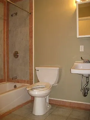 Rented by Tower Brokerage | media 25