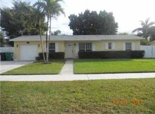 18115 SW 92nd Ct, Palmetto Bay, FL 33157