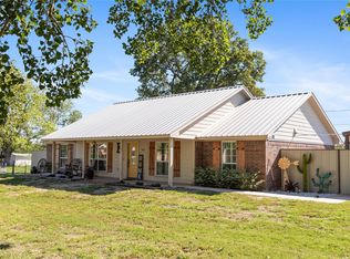 941 Apache Dr, De Leon, TX 76444