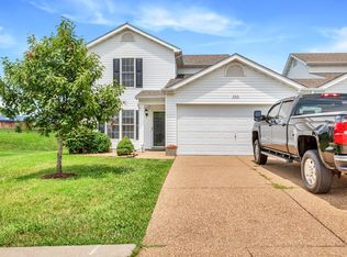 233 New Richmond Dr, Wentzville, MO 63385