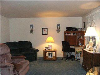 3rd image of 105 Greenwood Dr