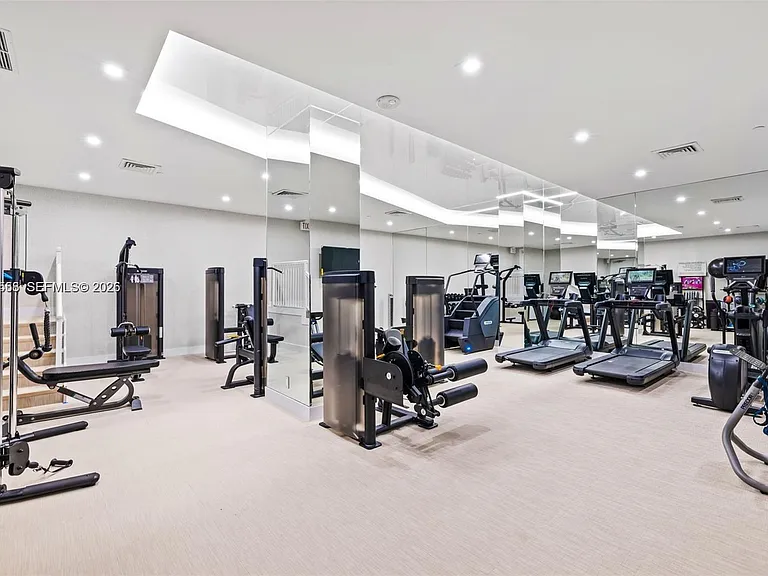 3640 Yacht Club Dr #1903 — Photo 36