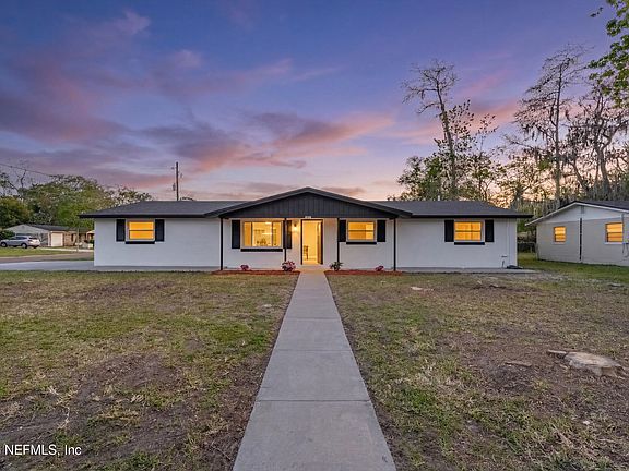 2nd image of 4506 KEY WOODLEY Drive S