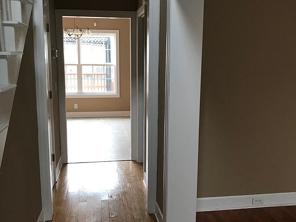 4th image of 2164 Aberdeen Cir