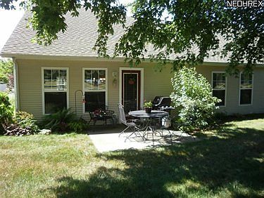2nd image of 5570 Saint Thomas Ln #6