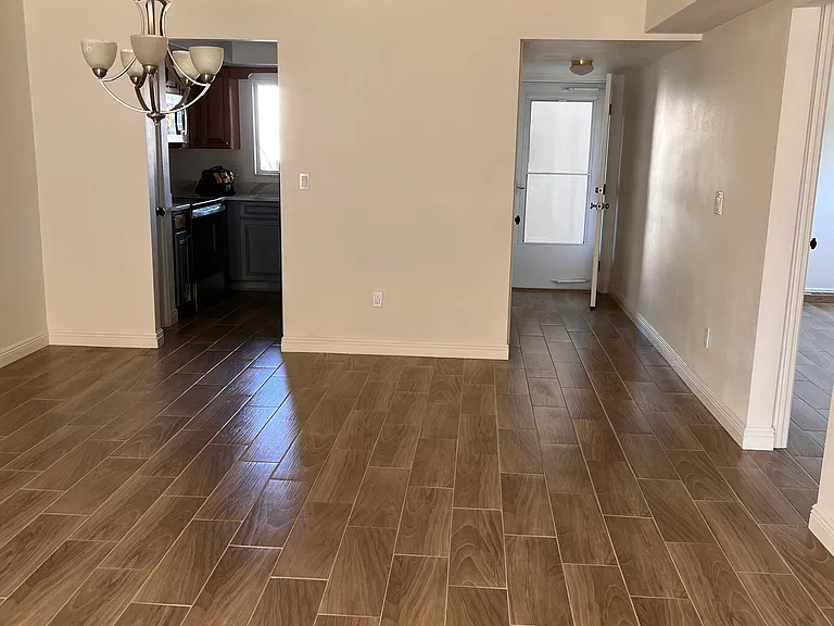 4500 Overlook Dr NE #107 — Photo 5
