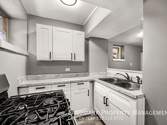 2nd image of 4326-28 S Michigan Ave #Gs