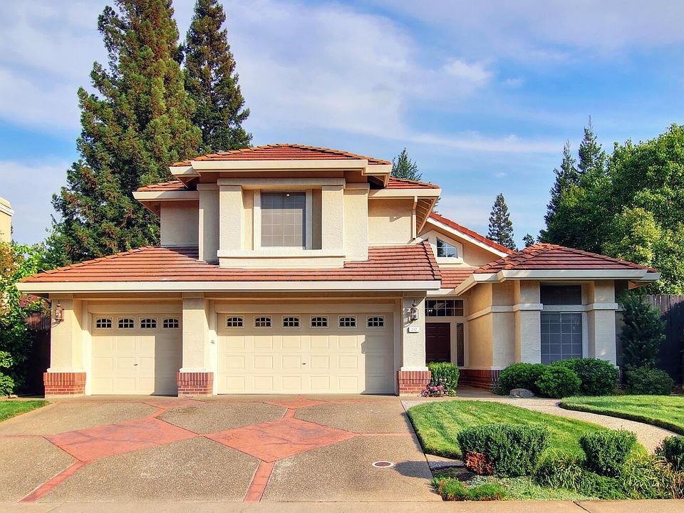 1st image of 212 Silberhorn Dr