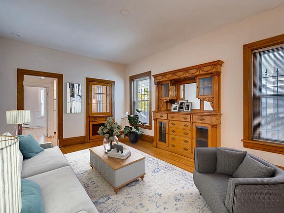 4th image of 1135 N Corona St #4