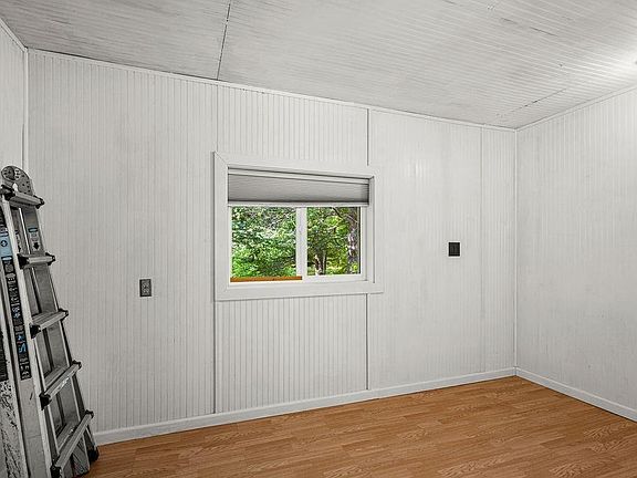 5th image of 1159 Wales Rd