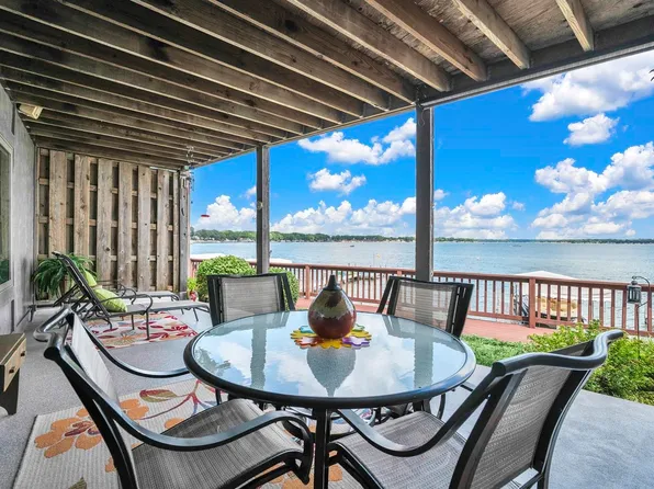 1020 Highway 71 S Unit 10, Okoboji, IA 51355