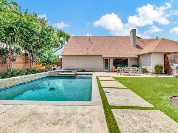 7316 Meadow Oaks Dr, Dallas, TX 75230