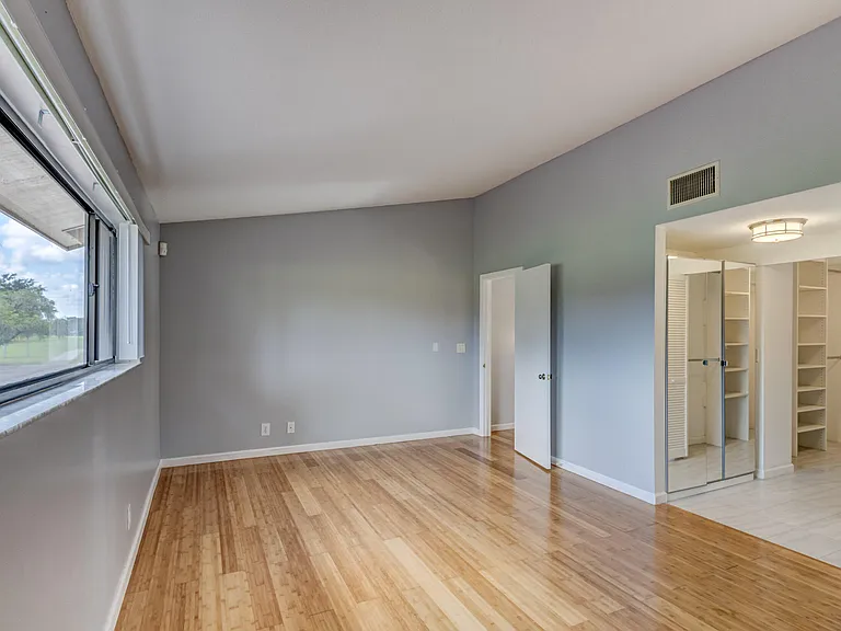 227 Old Meadow Way — Photo 31