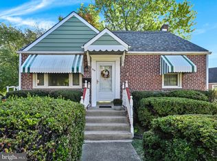 914 Village Rd, Folsom, PA 19033