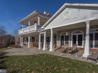 1500 Windstone Dr, Vienna, VA 22182