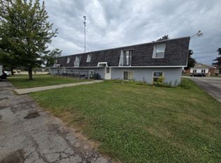 1920 S Division St #9, New London, WI 54961