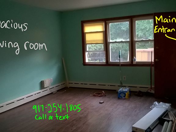 2nd image of 925 Tompkins Ave #1