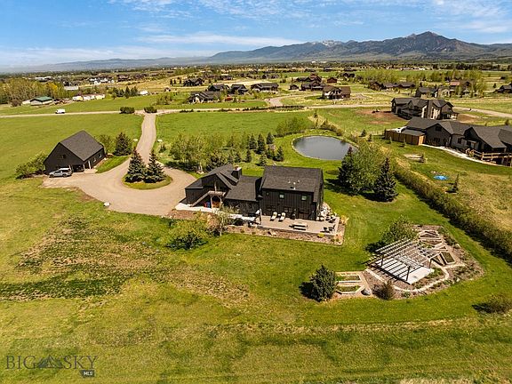 5th image of 7980 Balsam Dr
