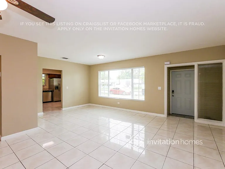 1748 NE 158th St — Photo 9