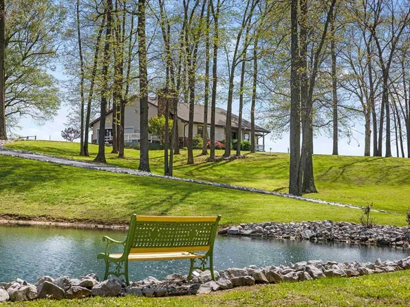 3990 Greenbriar Rd, Utica, KY 42376