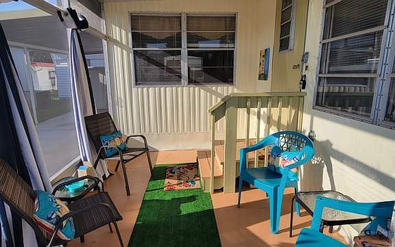 4th image of 1208 Lee Street #82