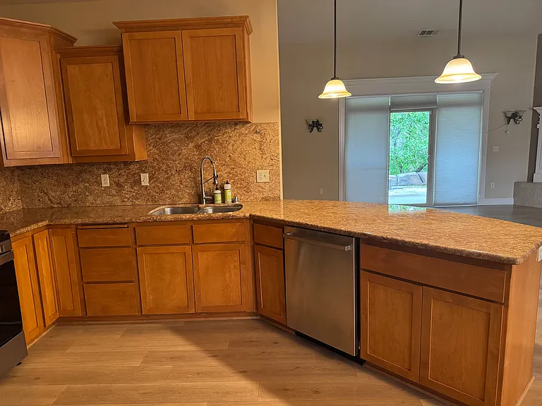 1170 Sunriver Ln — Photo 9