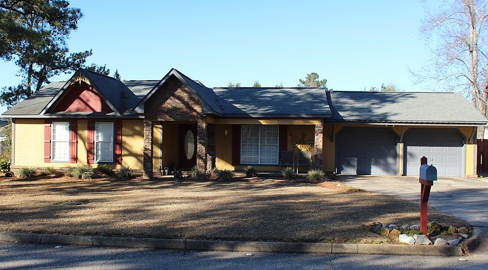 2nd image of 420 Chapelwood Dr