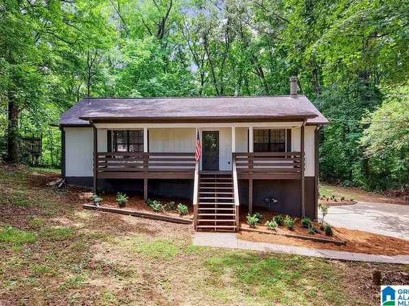 6759 Sanmoore Dr, Pinson, AL 35126