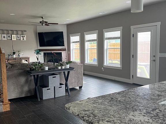 4th image of 1014 Beau Ct