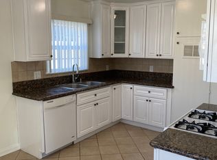 4975 Kester Ave APT 3, Sherman Oaks, CA 91403