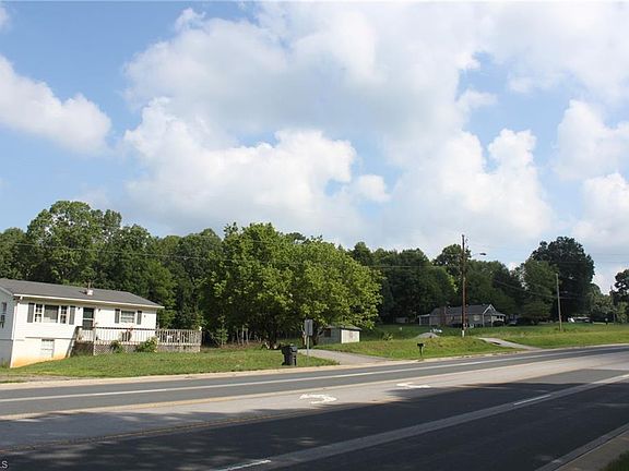 4th image of 333 Cc Camp Rd