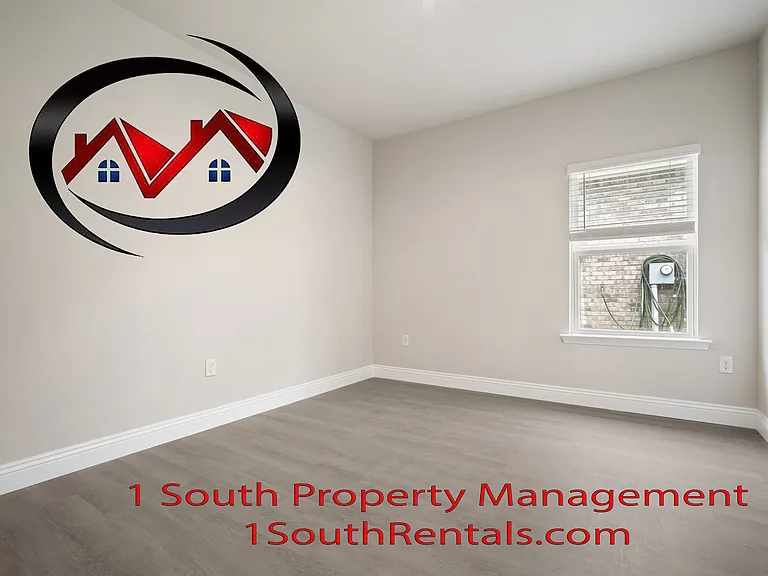 31710 Memphis Loop — Photo 11