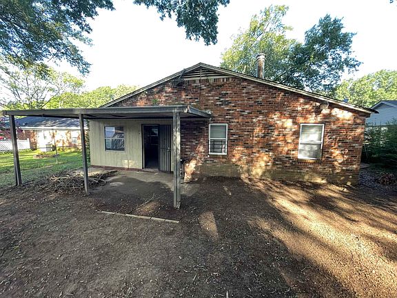2nd image of 4232 Bacon St